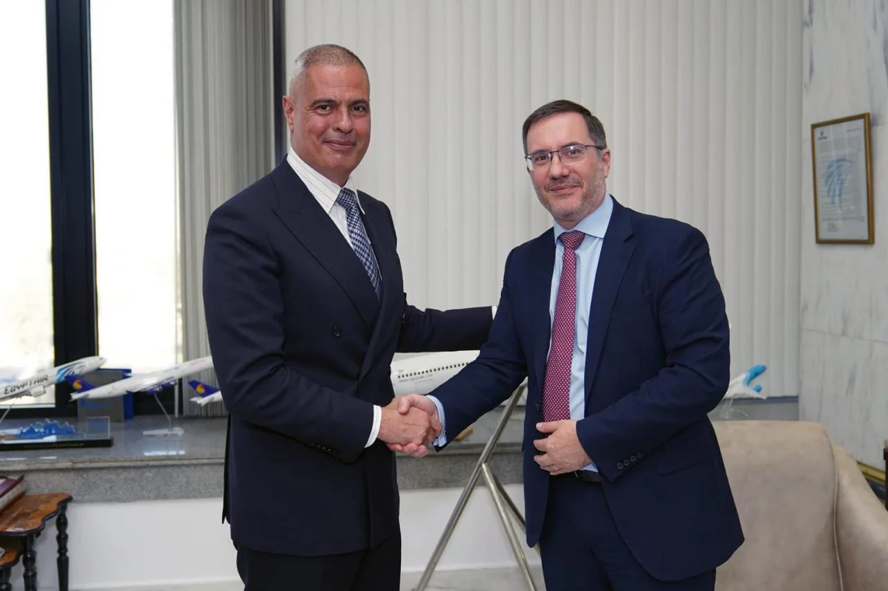 تعزيز الحركة الجوية بين مصر والمملكة المتحدة