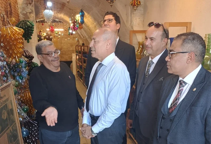 من هو حسن هدهد شيخ القزازين في القاهرة؟