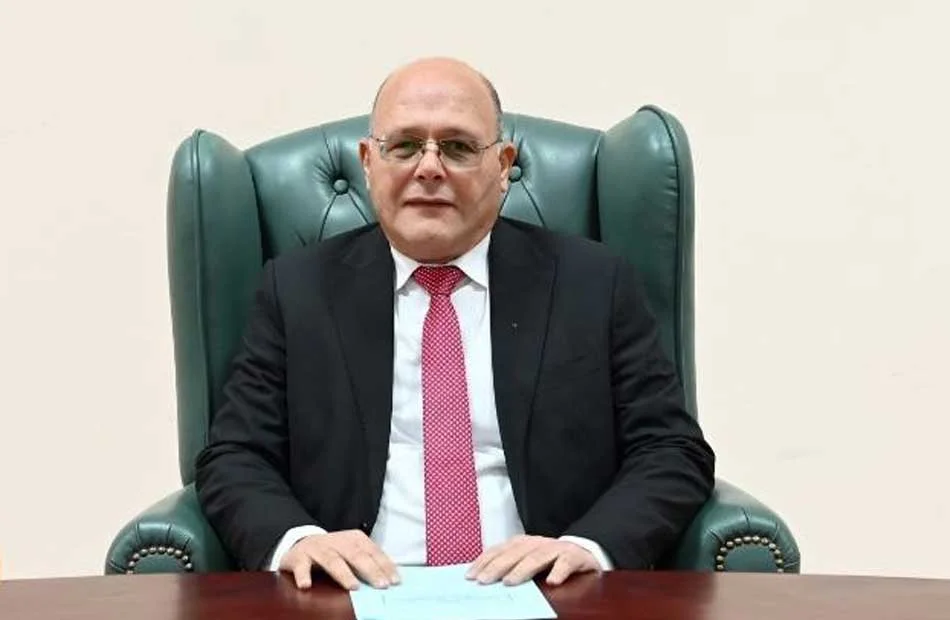 جامعة سوهاج تطلق حملة "وفرها.. تنورها" لترشيد الطاقة