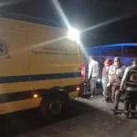 انقلاب ميكروباص على الطريق الدولي الساحلي يُسفر عن إصابات