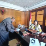 توقيع عقود إنشاء وحدة صحية ومحطة صرف صحي بقرى بيلا