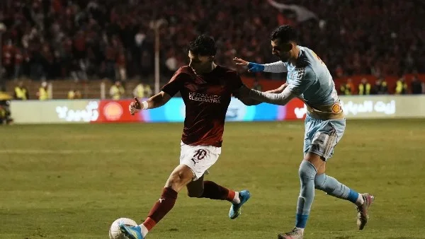 شبانة يصف مباراة الأهلي وسيراميكا بفضيحة تحكيمية