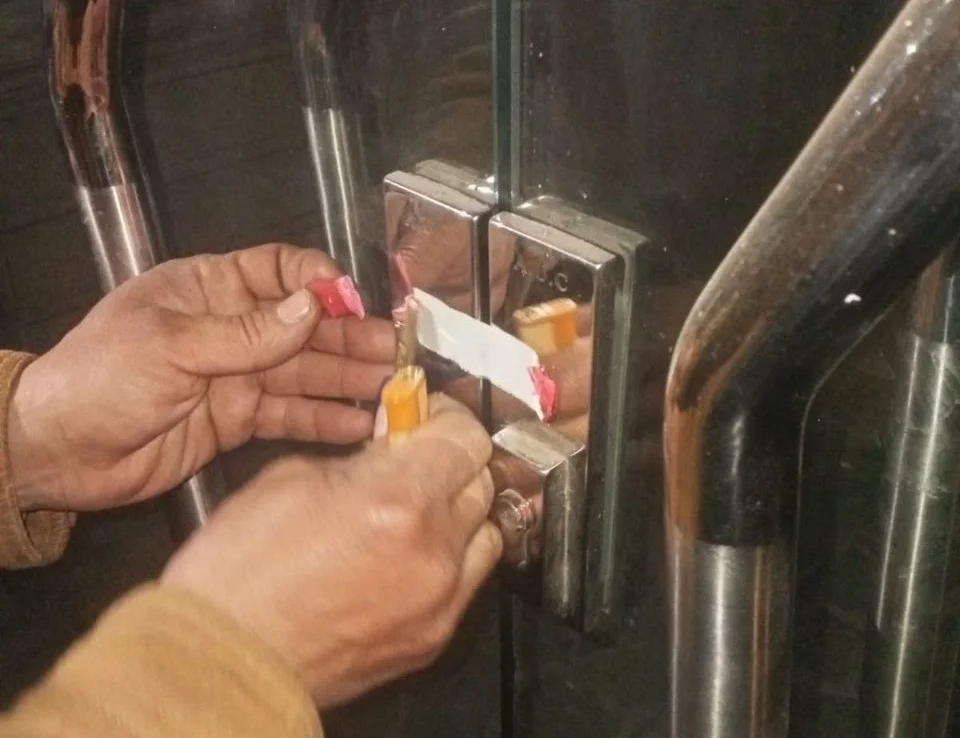 غلق مطعم شهير بالإسكندرية بسبب اشتباه تسمم غذائي