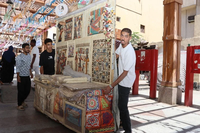 حملة لإعادة الانضباط في السوق السياحي القديم بأسوان