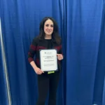 فوز جيلان الطنباري بجائزة دولية في طب الأسنان