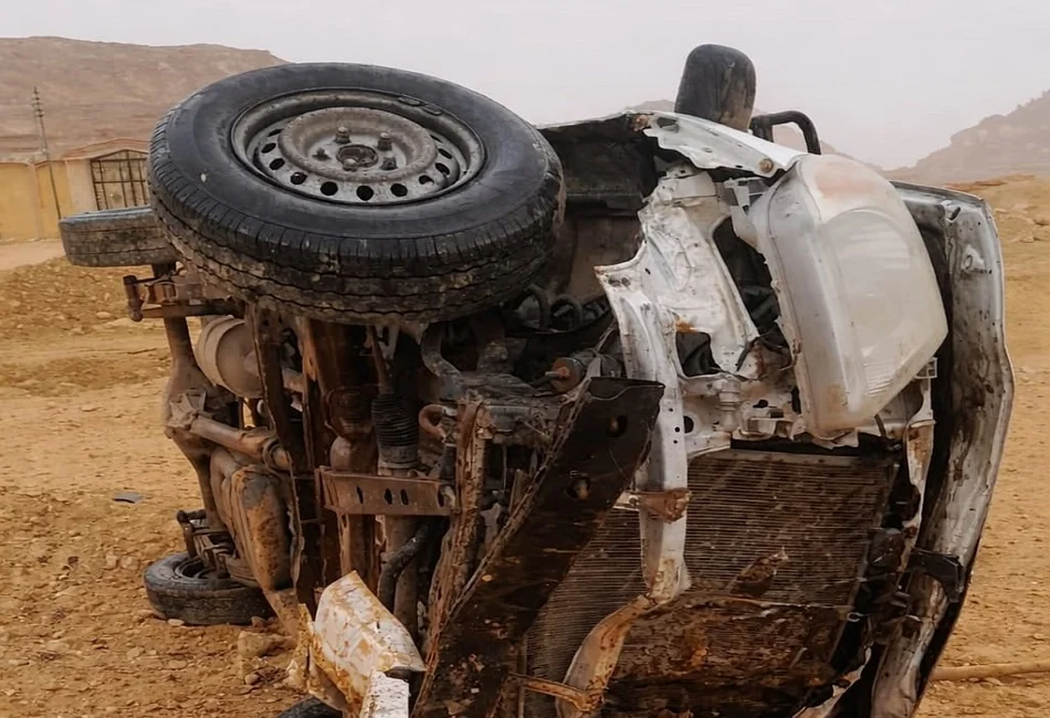 انقلاب سيارة نقل جنوب البحر الأحمر يُصاب 5 أشخاص