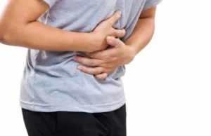 إصابة 5 أفراد من أسرة بالتسمم بالشرقية بعد تناول الفسيخ