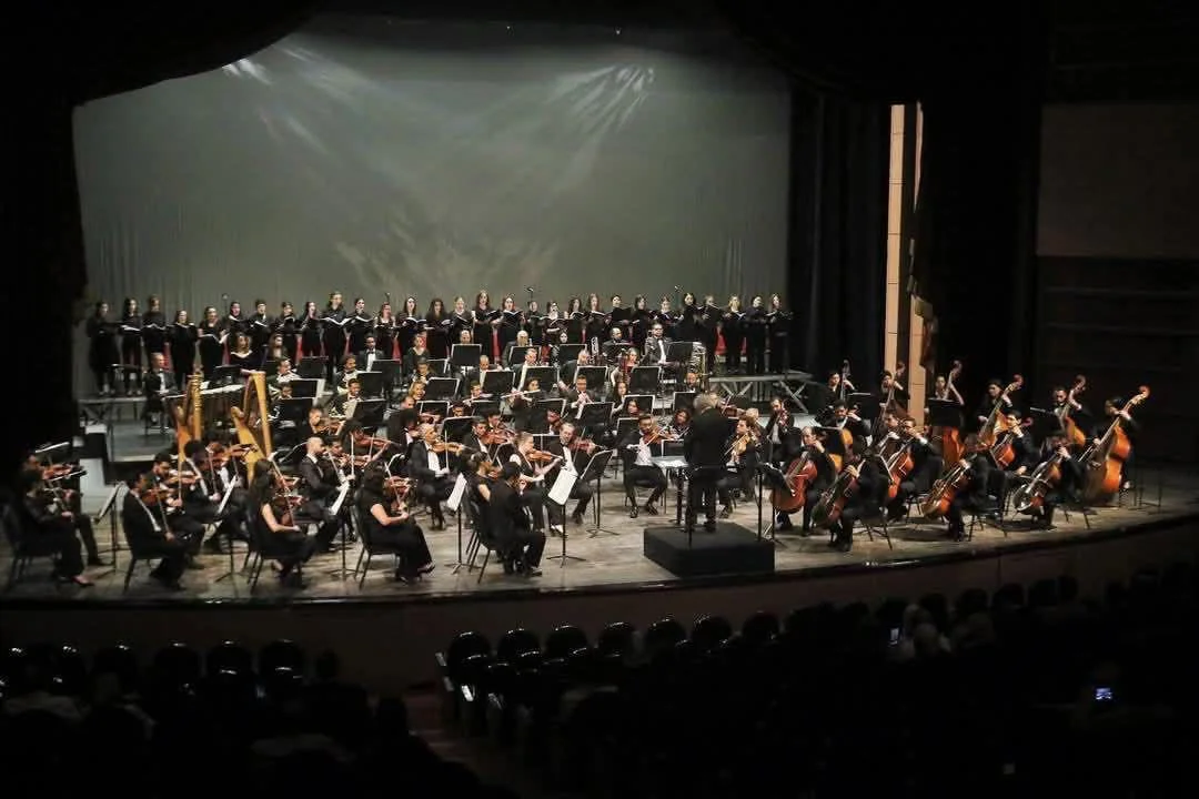 الأم الثكلى: سيمفونية لأحاسيس الأمومة والألم