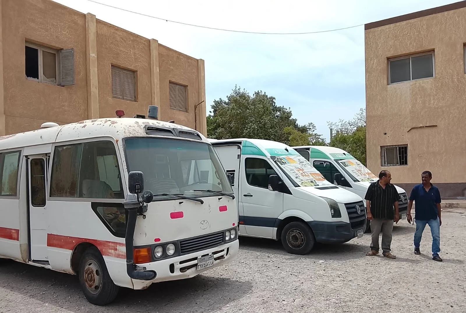 الكشف الطبي المجاني في قافلة «حياة كريمة» بالقصير