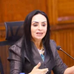 مساعدات مالية لسيدة مسنّة في الشرقية