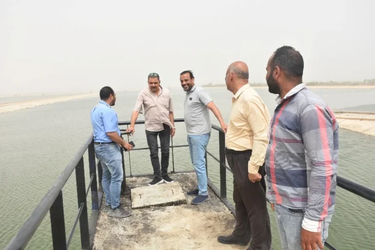 رئيس مياه الأقصر يتفقد محطة معالجة أرمنت