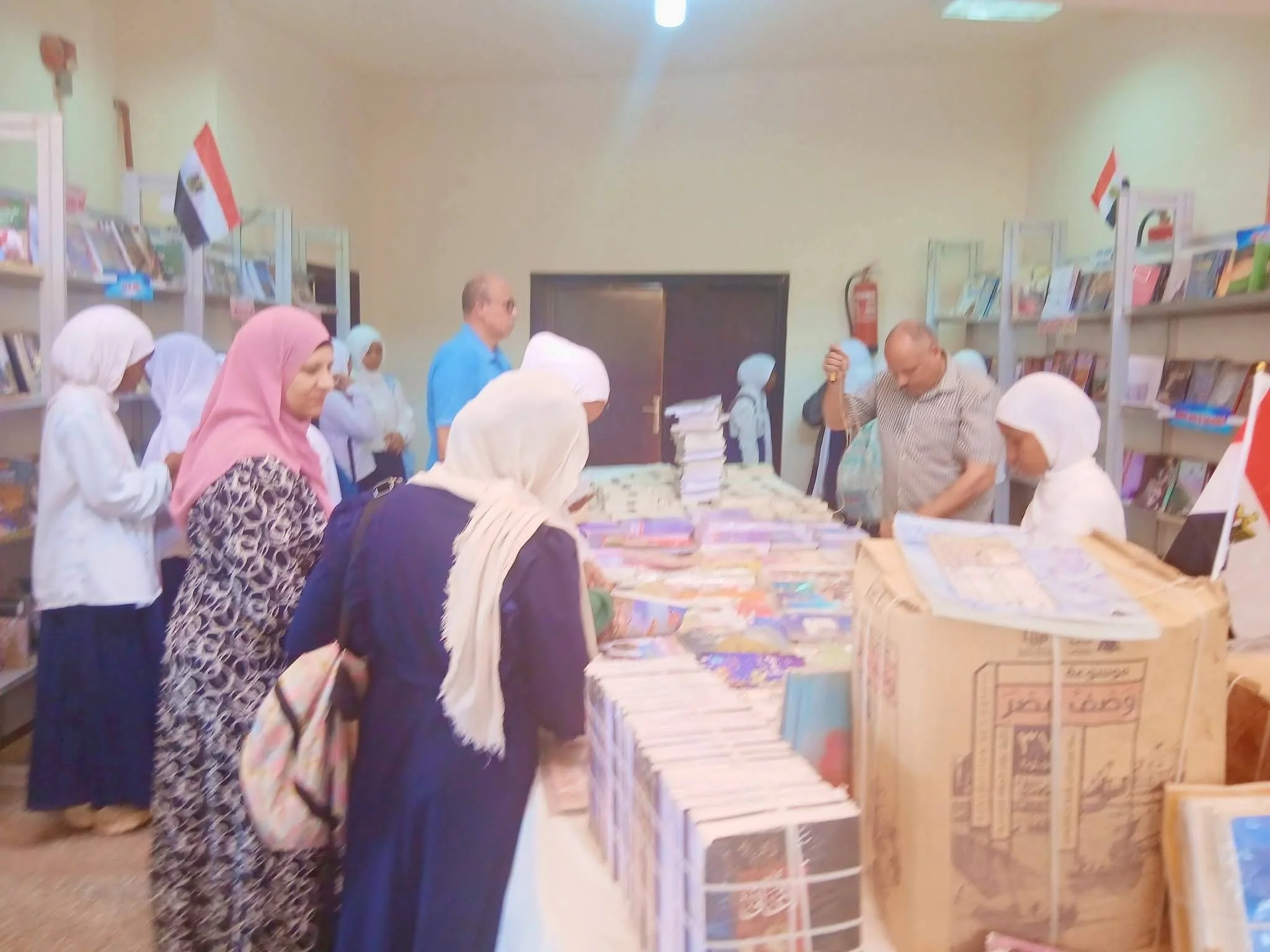 استمرار فعاليات الدورة الثالثة لمعرض الكتاب في شلاتين