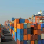 مصلحة الجمارك تُصدر منشور تعريفات أسعار النولون للربع الثاني 2026