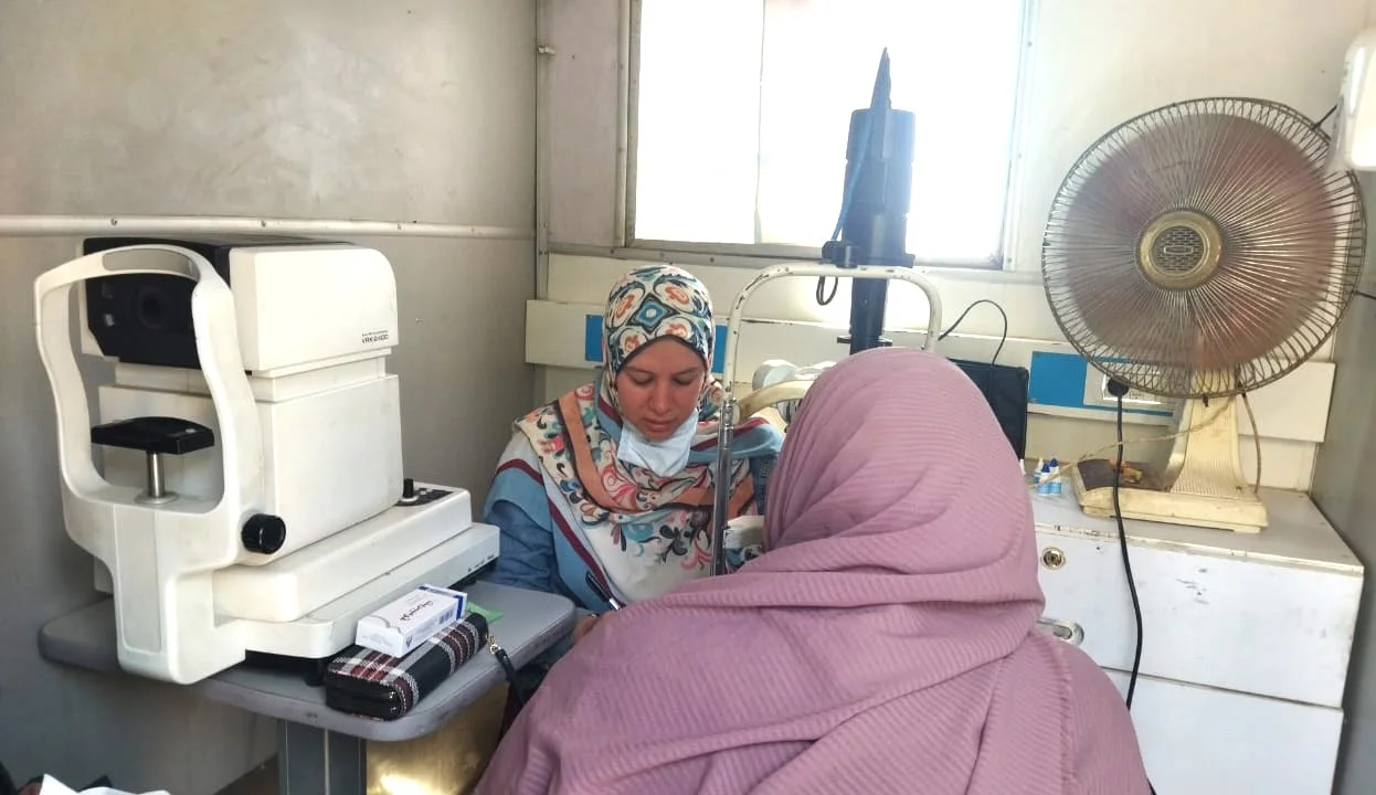 قافلة طبية تكشف على 304 مرضى في قرية الطبرانى