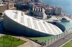 عرض فيلم "سيناء الحرب والسلام" بمكتبة الإسكندرية