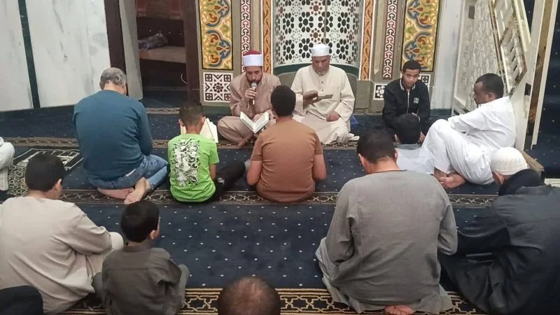 أوقاف سوهاج تعقد مقارئ الجمهور لنشر القرآن الكريم