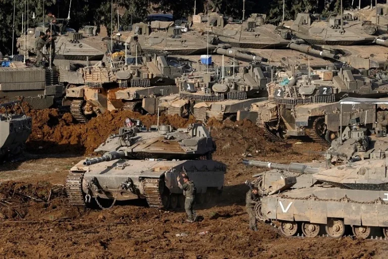 خطط عسكرية إسرائيلية تحسبًا لفشل المفاوضات الأمريكية الإيرانية