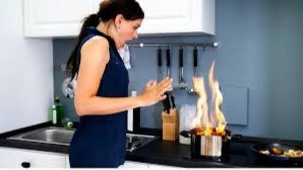 أطعمة قد تهدد صحتك عند تسخينها بشكل خاطئ