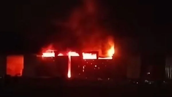 ماس كهربائي يتسبب في حريق 3 مصانع بالقليوبية