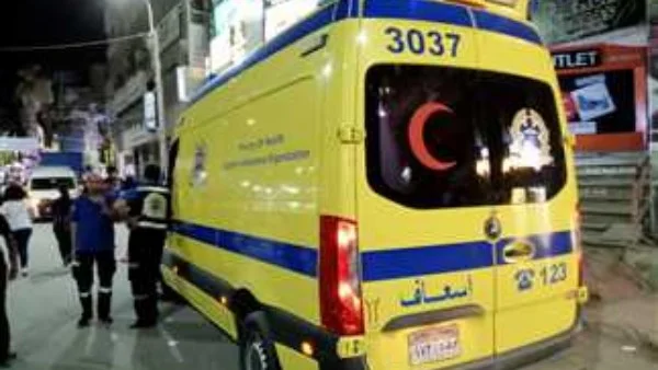 انقلاب سيارة ملاكى في قنا يُسفر عن إصابة 3 أفراد
