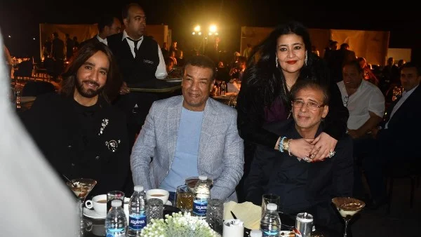 شاليمار شربتلي تلفت الأنظار في أحدث ظهور مع خالد يوسف