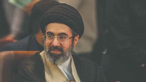 التصريحات الإيرانية حول السيطرة على مضيق هرمز