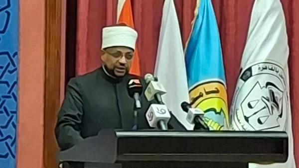 تحذيرات من فيروسات ثقافية تهدد كيان الأسرة