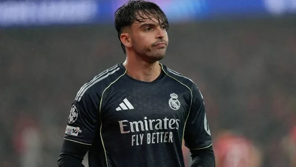 غياب راؤول أسينسيو عن مباراة ألافيس بسبب وعكة صحية