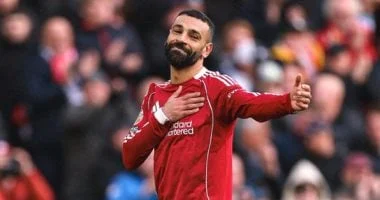محمد صلاح يعادل رقم جيرارد في ديربي إيفرتون وليفربول