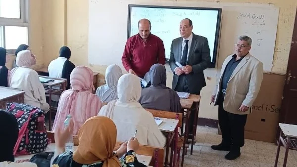 جولة تفقدية لوكيل تعليم القليوبية في مدارس الشموت