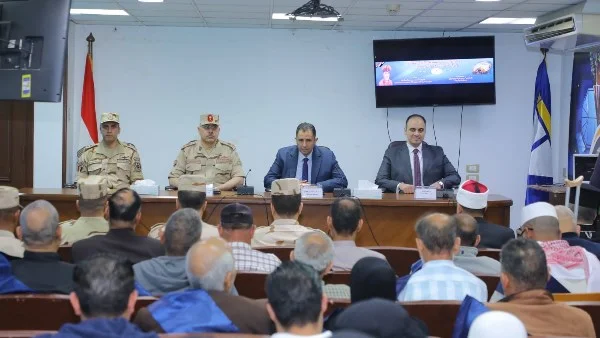 تكريم أسر الشهداء ومصابى العمليات الحربية بدمياط