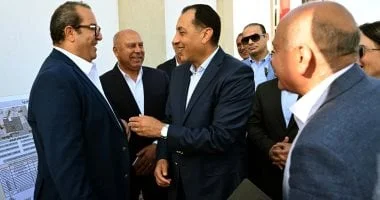 متابعة تنفيذ 17 تجمعاً تنموياً في شمال سيناء