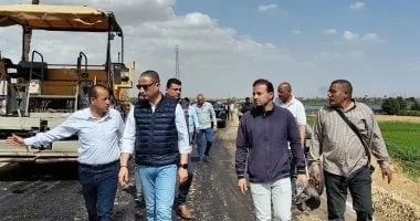 رصف طريق طراد النيل المتانيا في الجيزة بطول 2 كم