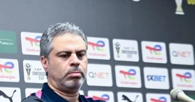 الزمالك يتمسك بمعتمد جمال في الموسم الجديد