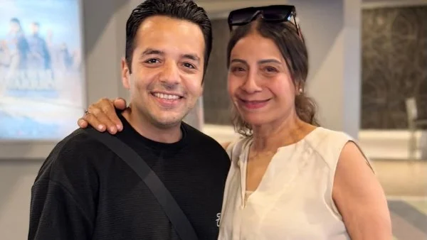 لقاء عاطفي بين عفاف مصطفى وطفل فيلم "تيتو" بعد 22 سنة