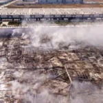 حريق ضخم في كاليفورنيا يهدد إمدادات المناديل