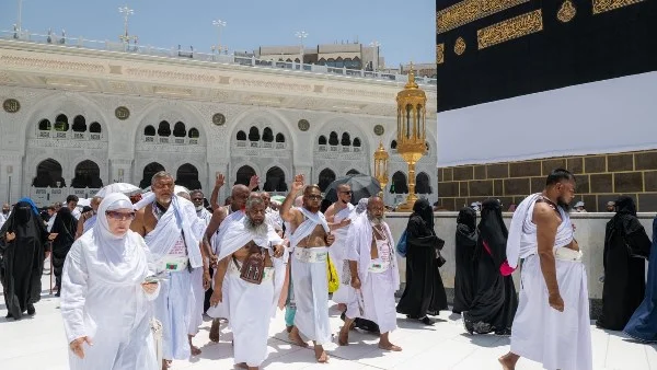 بداية توافد حجاج بيت الله إلى المدينة المنورة