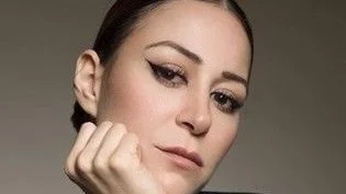 وفاة والد منة شلبي وأحمد الجنايني يكشف موعد الجنازة