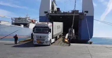 نشاط مكثف في موانئ البحر الأحمر