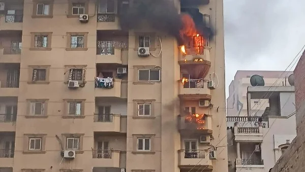 إخماد حريق هائل في شقق سكنية بالمحلة الكبرى