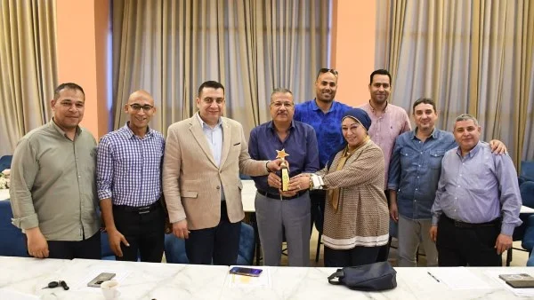 جولة تفقدية لمجلس الأمناء بمركز الجزيرة 2