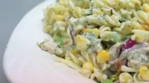 طريقة عمل سلطة تونة بالمكرونة