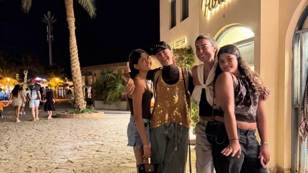 غادة عبد الرازق تحتفل بشم النسيم مع عائلتها