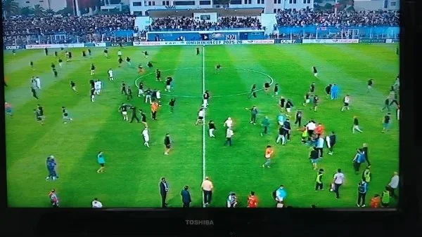 تأجيل مباراة أولمبيك آسفي واتحاد العاصمة بسبب الشغب