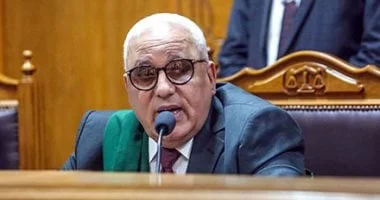 تأجيل محاكمة 120 متهماً في "خلية المكاتب الإدارية"