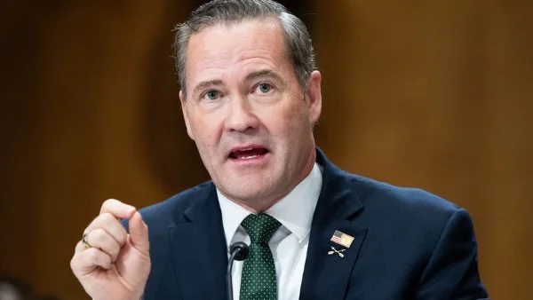 الولايات المتحدة قد تفحص السفن الإيرانية المتجهة للصين