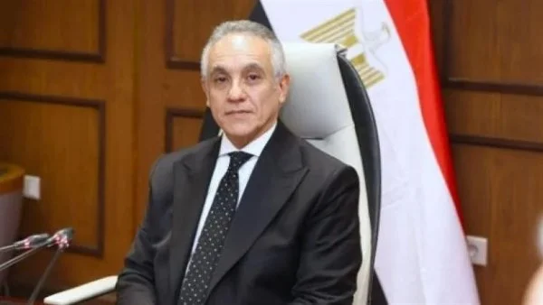 تعليق الخدمات الحكومية للممتنعين عن سداد النفقة