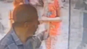 محامي يبلغ عن محاولة اختطاف طفليه في الوراق