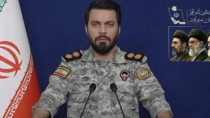 إيران تهدد بالرد على استهداف سفينة تجارية في الخليج