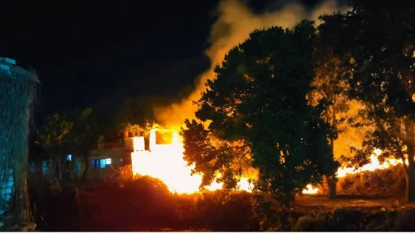 إخماد حريق بجوار السكة الحديد بالعياط